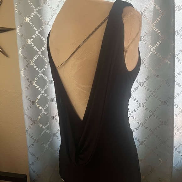Beautiful going out top backless from BCBG - Picture 1 of 5